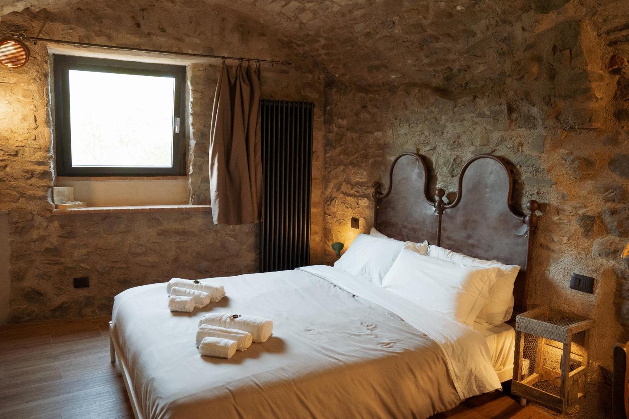 La Casa Medievale Suites E Spa Pontremoli Exterior foto